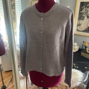 Elegant Gray Women's Cardigan